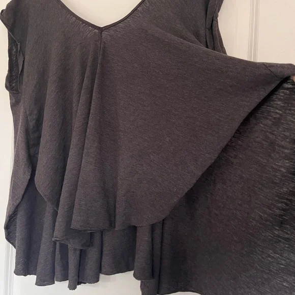 NWOT - We The Free - Free People size XS Solstice oversized Tee - Dark Grey - Picture 4 of 8
